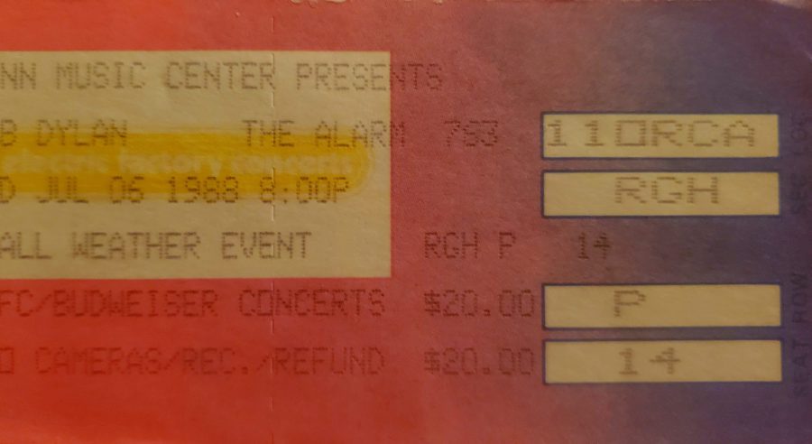 Dylan July 1988 Mann Music Center